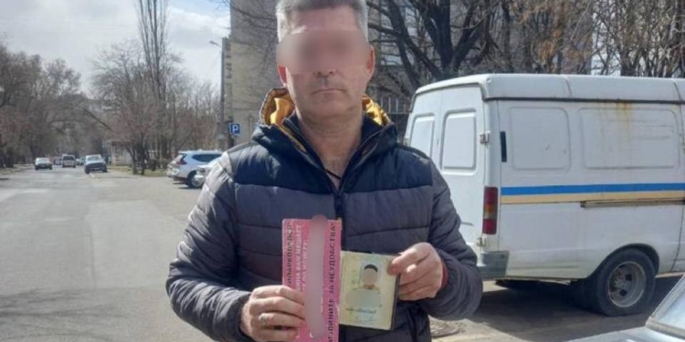 На Николаевщине задержали мужчину, который снимал на видео блокпосты (ФОТО)