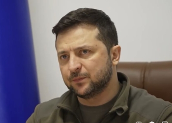 “Это саранча, на 1 нашего военного – 10-30 оккупантов, на 1 наш танк – 100 их танков”, – Зеленский на встрече лидеров государств Joint Expeditionary Force (ВИДЕО)