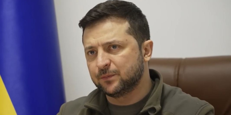 “Это саранча, на 1 нашего военного – 10-30 оккупантов, на 1 наш танк – 100 их танков”, – Зеленский на встрече лидеров государств Joint Expeditionary Force (ВИДЕО)