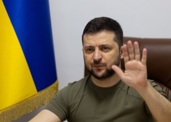 Самолеты, танки и системы ПВО большой дальности. Зеленский сказал, что реально может защитить свободу (ВИДЕО)