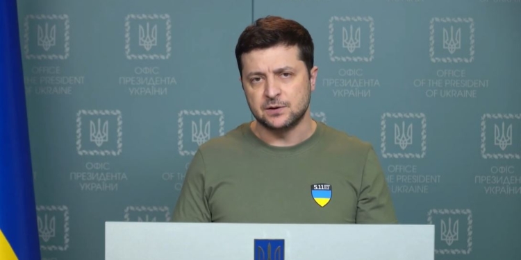 “Они хотят разрушить Одессу. Но увидят только дно Черного моря, потому что они – дно”, – Зеленский (ВИДЕО)