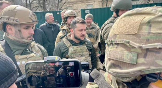 Зеленский приехал в Бучу – назвал происходящее геноцидом (ВИДЕО)