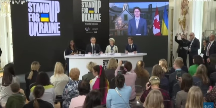 Акция Stand Up for Ukraine в Польше – собрано болем 10 млрд.евро (ВИДЕО)