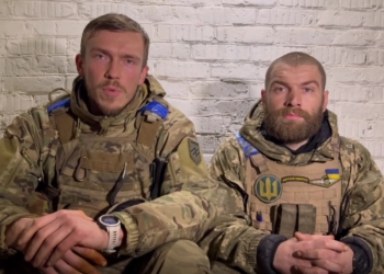 «Ми знаємо, що ми робимо, навіщо ми тут»: звернення командиру полка «Азов» та командира 36 ОБрМП (ВІДЕО)