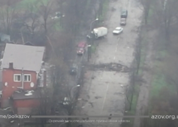 Оборона Маріуполя: полк «Азов» показав, як нищить окупантів (ВІДЕО)