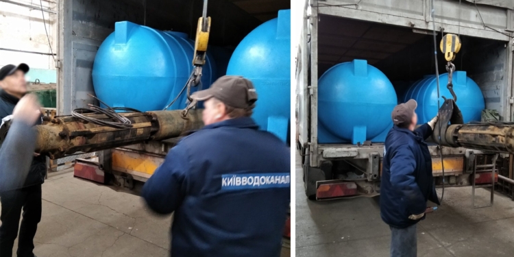 «Киевводоканал» отправил Николаеву 19 емкостей для хранения питьевой воды (ФОТО)