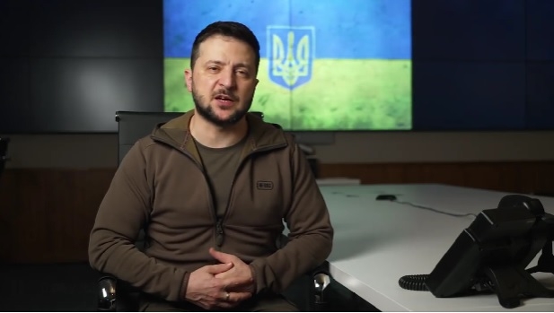«Якби ми отримали доступ до всієї тієї зброї, якої потребуємо, ми б уже завершили цю війну» – звернення Володимира Зеленського (ВІДЕО)