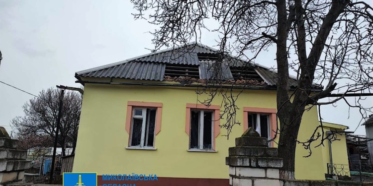 За два дні обстрілів у Миколаєві зруйновано щонайменше 35 будинків і пошкоджено 32 автівки