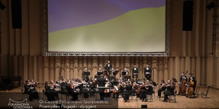 На знак солідарності з Україною: 28 польських оркестрів виконали «Мелодію» Скорика (ВІДЕО)