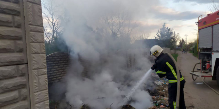 Три пожежі та тіло мертвої жінки в Бузькому лимані – зведення від рятувальників Миколаївщини