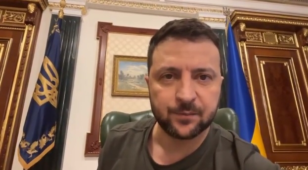 «Ленд-ліз допоможе Україні та всьому вільному світу подолати ідейних спадкоємців нацистів, які розв’язали війну проти нас» – звернення Зеленського (ВІДЕО)