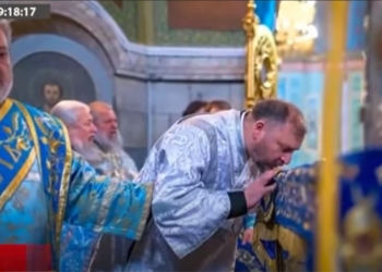 Может отслужить панихиду. Михаил Добкин стал диаконом УПЦ МП (ФОТО)