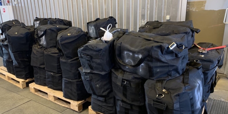 В Эстонии задержали судно с кокаином для рф на полмиллиарда евро (ФОТО)