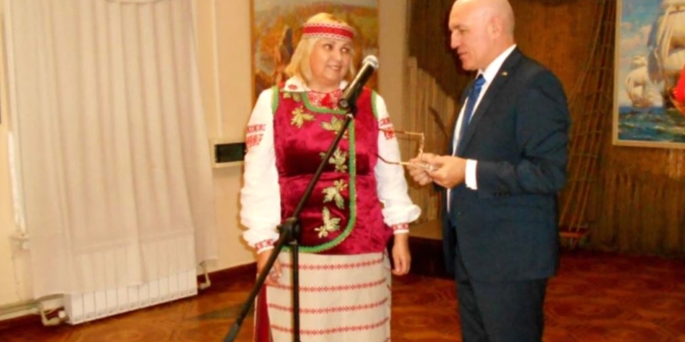 Вследствие ракетного удара по зданию ОГА в Николаеве погибла лидер белорусского общества Татьяна Деменникова