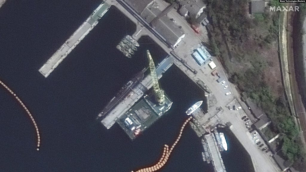 Два загона для боевых российских дельфинов разместили в бухте Севастополя – британское СМИ (СПУТНИКОВЫЕ СНИМКИ) 5