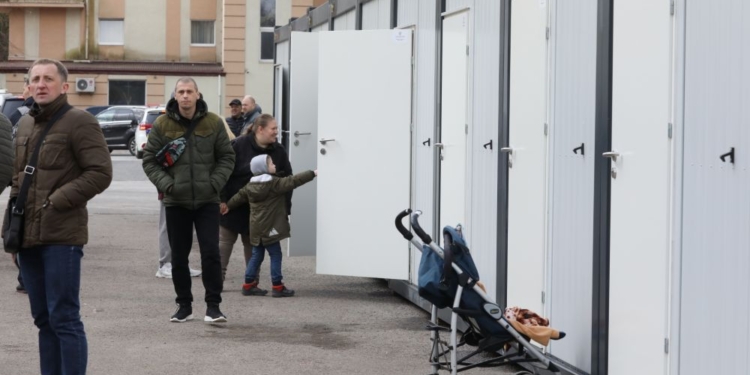 У Львові відкрили модульне містечко для переселенців з гарячих точок – туди вже заселяються нові мешканці (ФОТО)