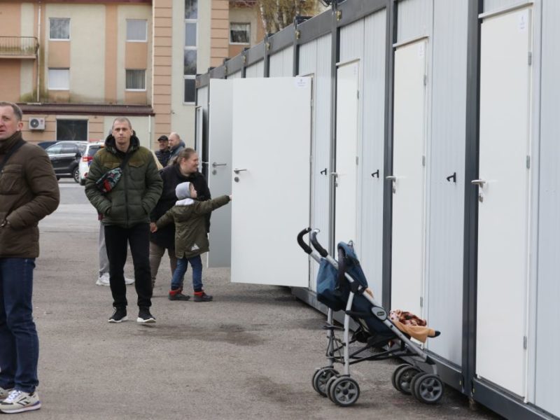 У Львові відкрили модульне містечко для переселенців з гарячих точок – туди вже заселяються нові мешканці (ФОТО)