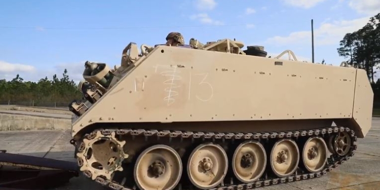 Американские бронетранспортеры M113 уже в пути (ФОТО, ВИДЕО)