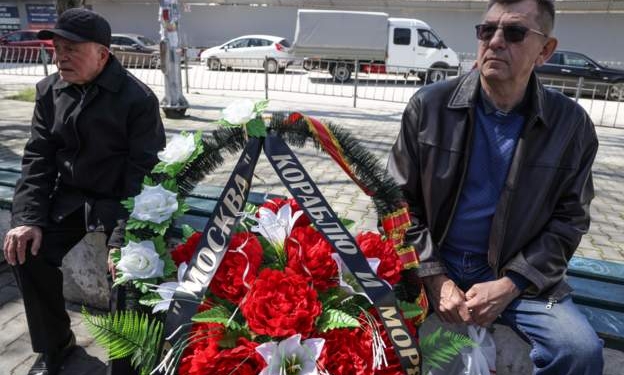 В Севастополе прошла церемония прощания с крейсером “Москва” (ФОТО)