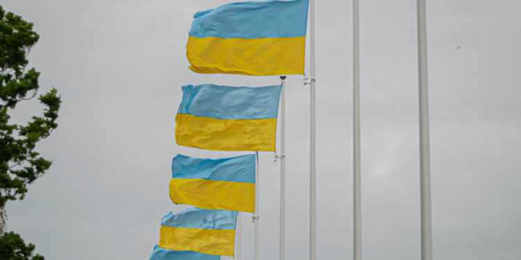 Замість Алеї Дружби: у Миколаєві відкрили Алею Слави (ФОТО)