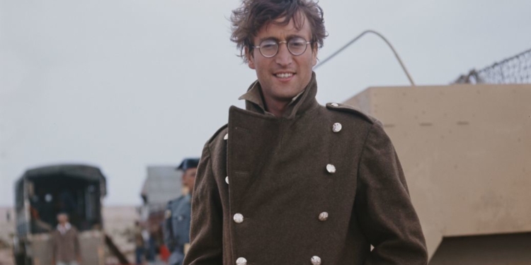 Мода войны. Что пришло в мирную жизнь из армейского гардероба (ФОТО)