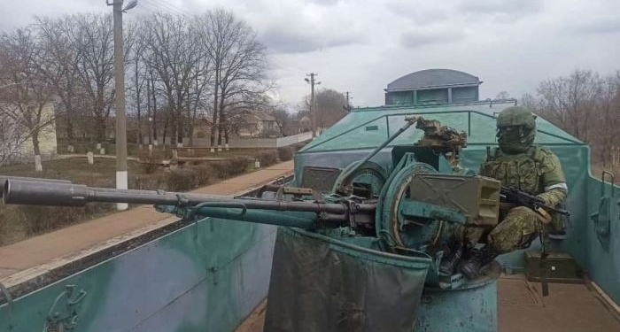 “Там стоит зенитка. Там сидит д*бил.  Один выстрел – и его нет”. В Укрзализныце рассказали, почему Украине не нужны бронепоезда (ФОТО)