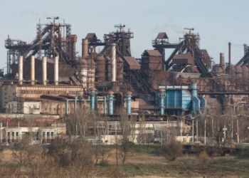 Рашисты заявили, что на “Азовстали” есть бункер с биолабораториями и иностранцами. Гендиректор предприятия ответил