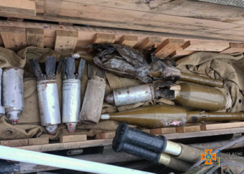 Внаслідок обстрілів у Миколаєві зруйнований будинок, горіло зерносховище в Костянтинівці (ФОТО)