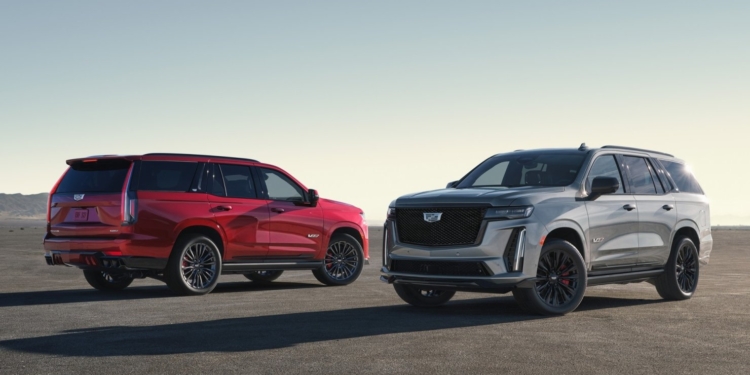 За 8 дней отмены таможенных пошлин в Украину ввезли десятки BMW X5, Mercedes-Benz S-Class, Audi Q7 2022 года выпуска и даже Cadillac Escalade – “для нужд ВСУ”