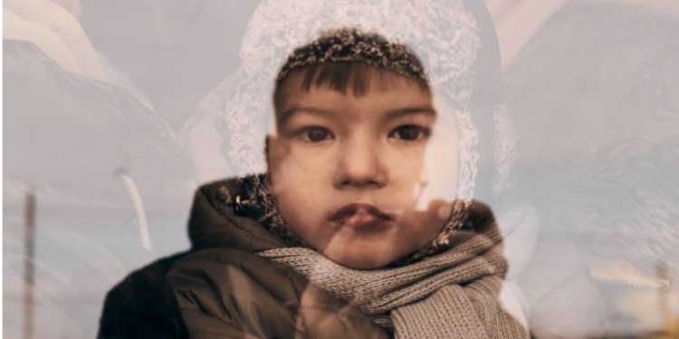 Как проявляется ПТСР у детей и как снизить риск его развития: советы экспертов