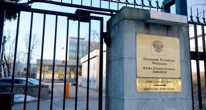 Европейские страны активно высылают российских дипломатов. Кто и сколько?