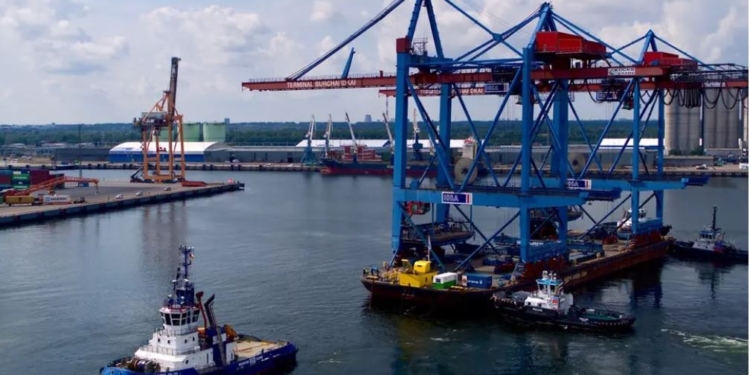 Эстония закрыла свои порты для судов рф. Для тех, которые сменили флаг после начала войны, – тоже