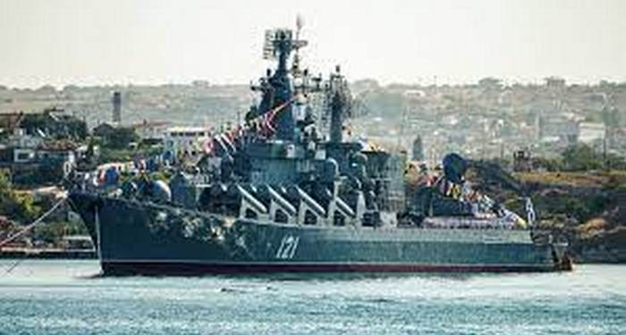 Ракетный крейсер “Москва” поражен двумя  украинскими ракетами “Нептун” – соцсети