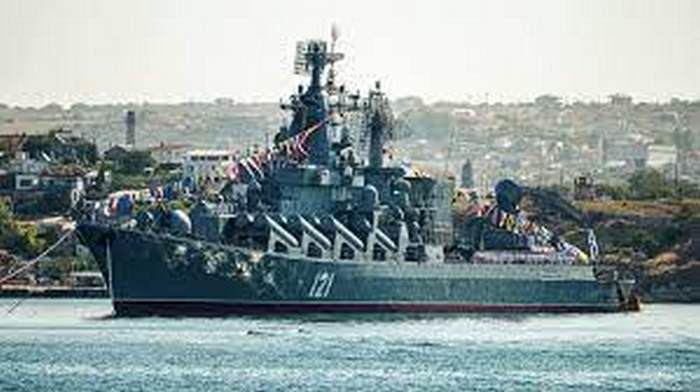 Ракетный крейсер “Москва” поражен двумя украинскими ракетами “Нептун” – соцсети