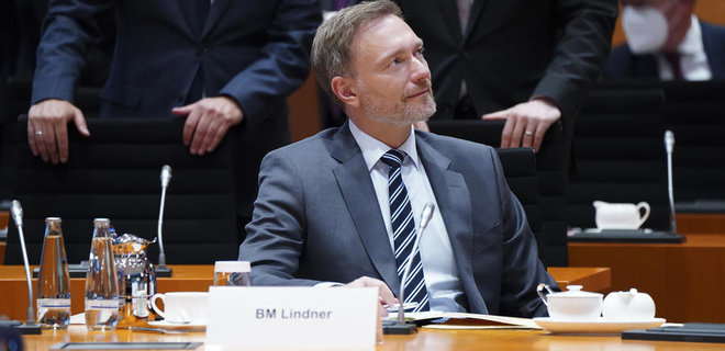 Не дадим себя шантажировать! В Германии заявили, что не будут платить за газ рублями