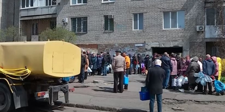 В Николаеве 13 дней нет воды. Сколько нужно платить за воду в апреле?