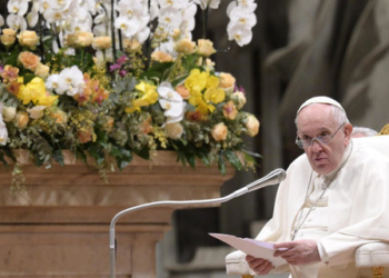 Папа Римский на пасхальной мессе сказал “Христос Воскрес” по-украински (ВИДЕО)