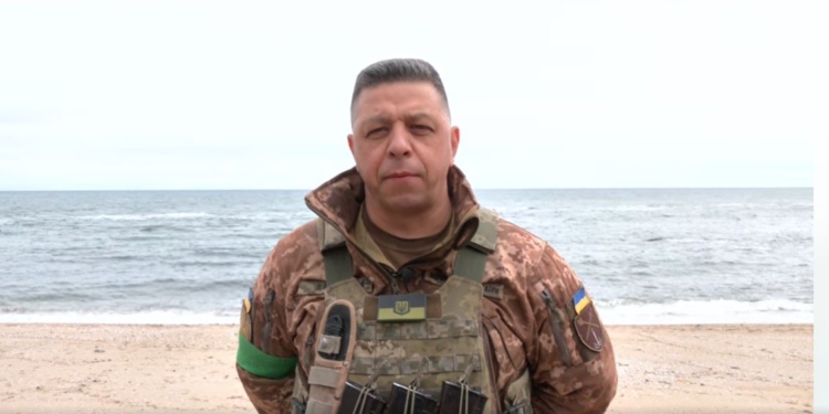 Рашисты обстреляли жилые кварталы Очакова из Ураганов, ракету над Николаевом сбили (ВИДЕО)