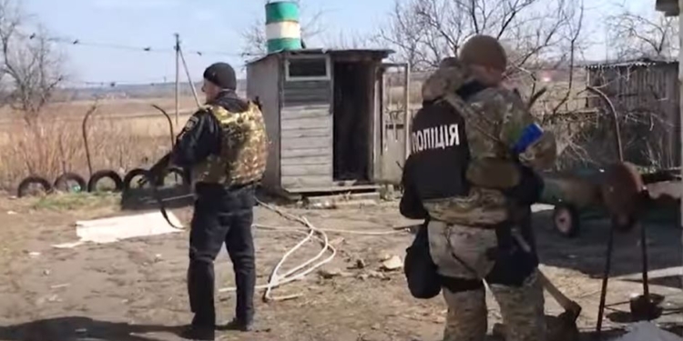 Еще 9 захоронений убитых рашистами украинцев нашли на Киевщине (ВИДЕО)