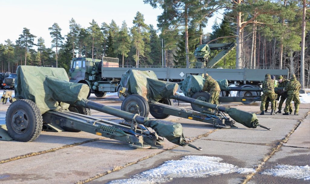 Гаубицы, ракеты, пушки. Эстония передала Украине очередную партию военной помощи (ФОТО) 1