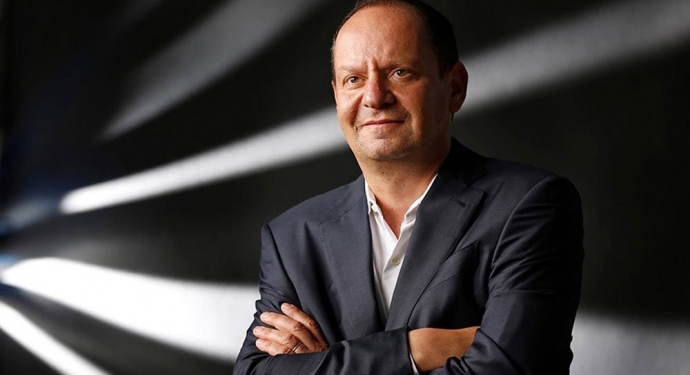 Британский юрист Филипп Сэндс о том, как наказать Путина за войну в Украине