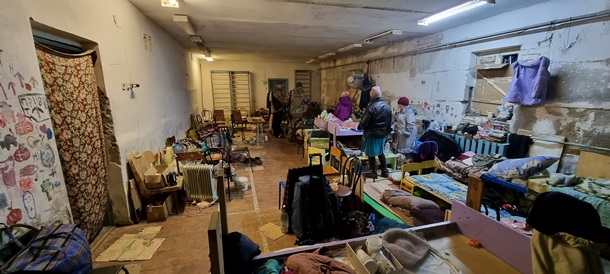 На Черниговщие в подвале школы удерживали 150 местных жителей. Живых и мертвых (ФОТО)