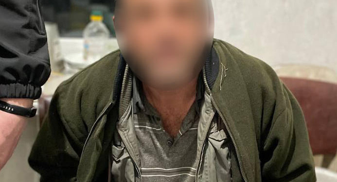 На Николаевщине житель собирал рашистские снаряды и свозил их домой, где у него нашли и 7 кг пороха. А снаряды могли в любой момент сдетонировать (ФОТО)