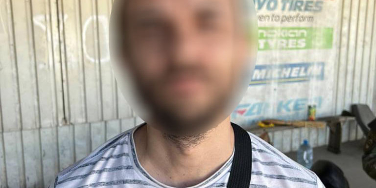 У Миколаєві на блокпосту правоохоронці затримали чоловіка з наркотиками (ФОТО)