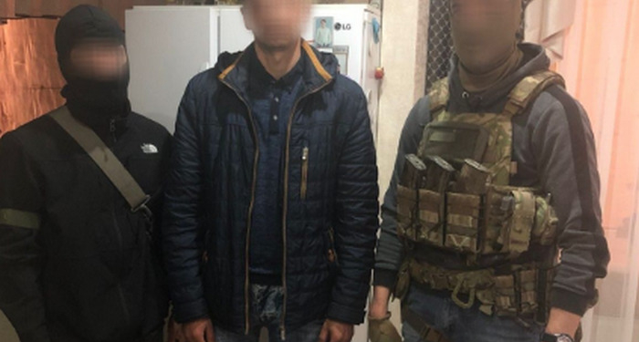Передавал россиянам информацию о линиях обороны, корректировал вражеский огонь, – задержан житель Николаева