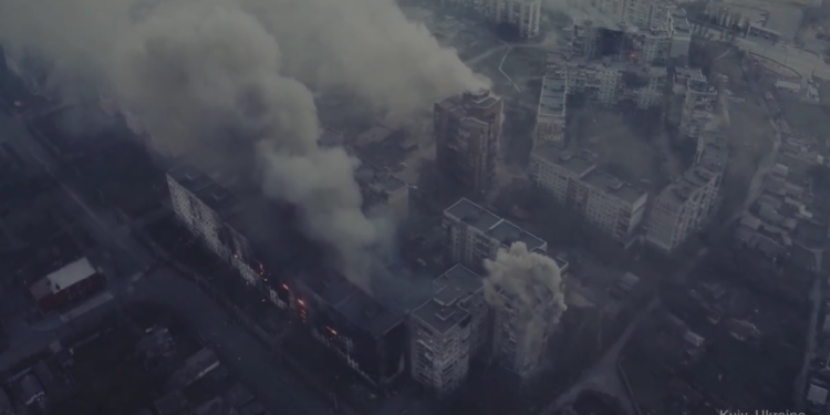 «Вони не за це воювали» – відео-відповідь Міноборони Британії на російське побєдобєсіє з жахами війни в Україні (ВІДЕО)