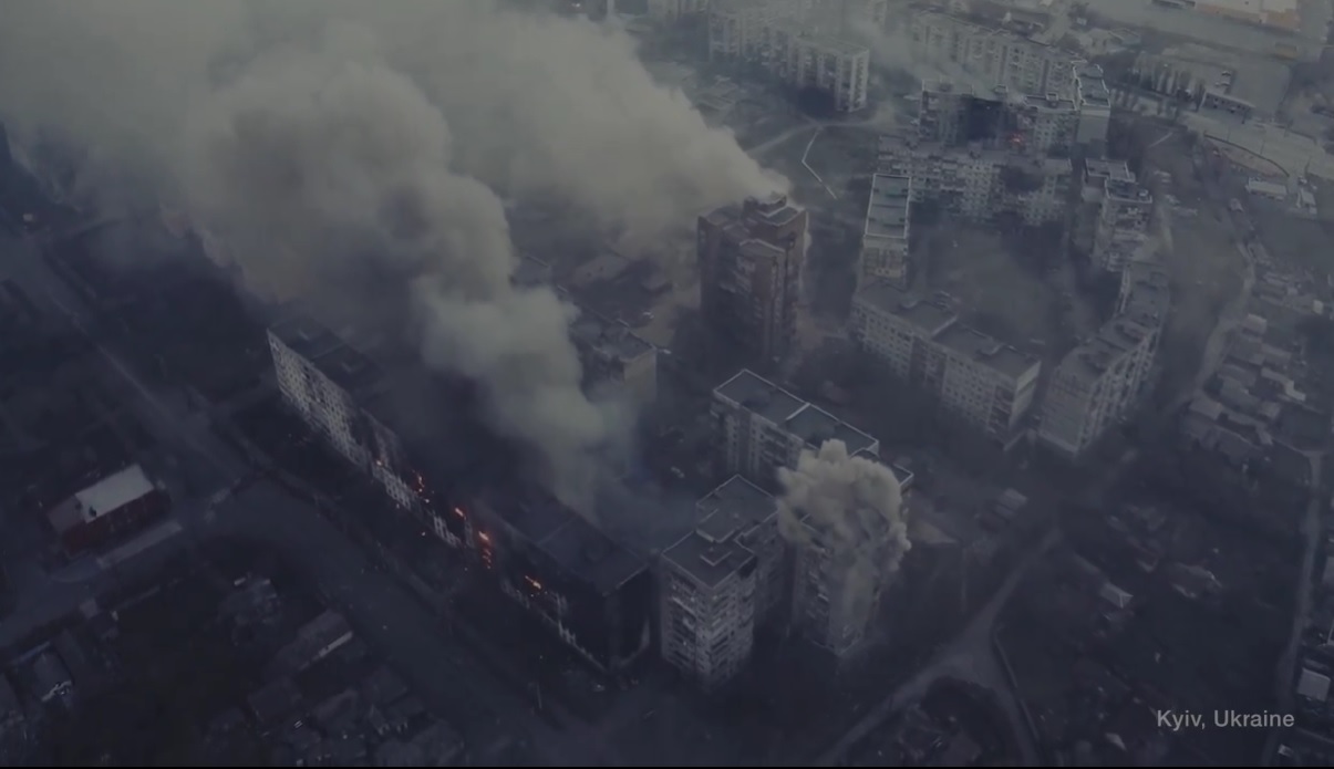 «Вони не за це воювали» – відео-відповідь Міноборони Британії на російське побєдобєсіє з жахами війни в Україні (ВІДЕО)