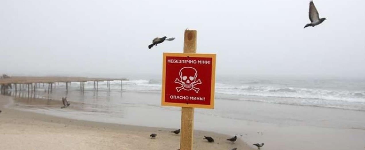 Рашисти під дулами автоматів організовують туристичний сезон на Арабатській Стрілці у Херсонській області – омбудсмен