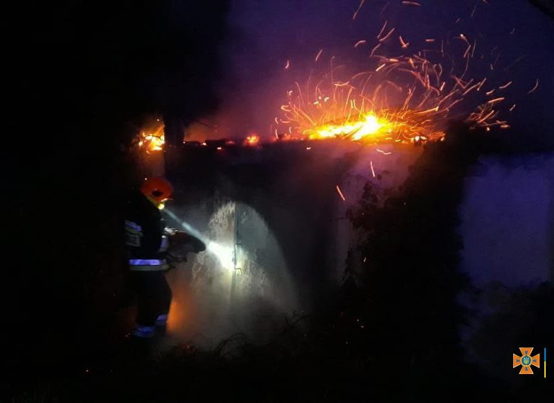 На Миколаївщині за добу загасили 4 пожежі, у двох випадках причина займання не встановлена (ФОТО)