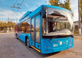 За якими маршрутами сьогодні в Миколаєві курсує 207 одиниць транспорту